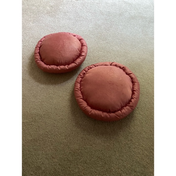 Decorative Pillows - Picture 3 of 3